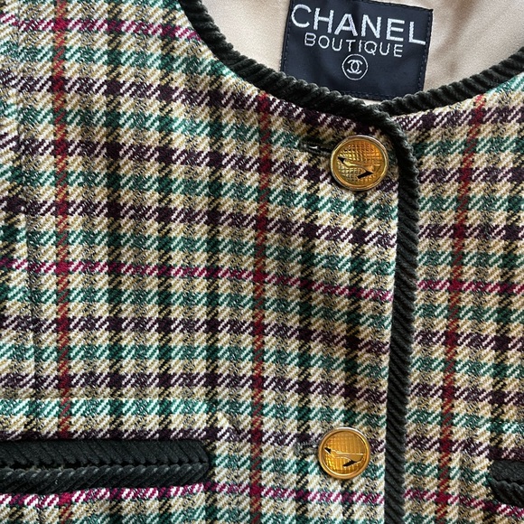 Chanel Vintage Jacket - Picture 6 of 8